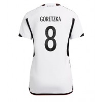 Camiseta Alemania Leon Goretzka #8 Primera Equipación para mujer Mundial 2022 manga corta